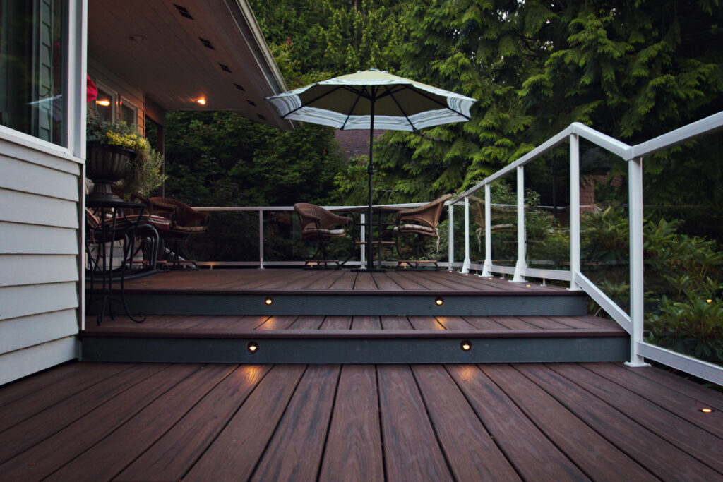 Plastic Wood Decking Shape And Color Design Are the Direction of
